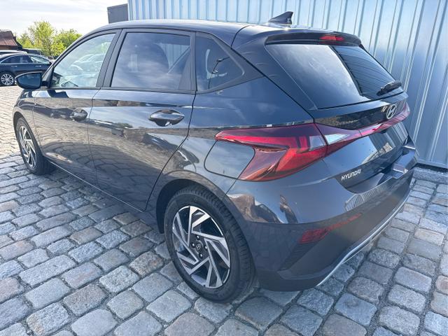 Hyundai / i20 / Grau / / / 