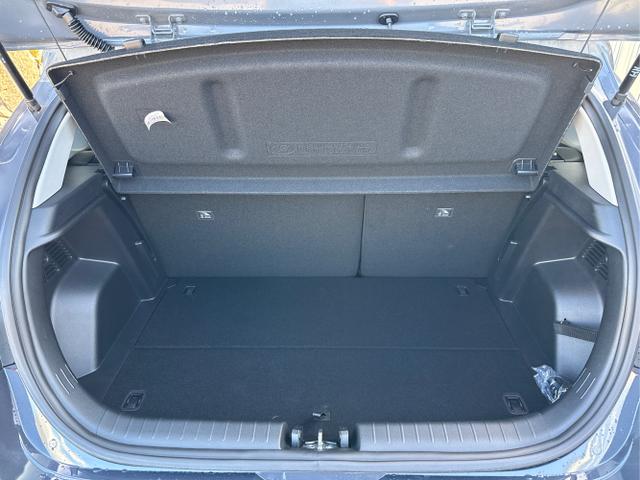 Hyundai / i20 / Grau / / / 