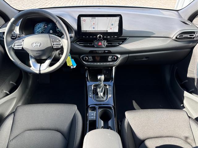 Hyundai / i30 Kombi / Schwarz / / / , Beispielbilder, ggf. teilweise mit Sonderausstattung