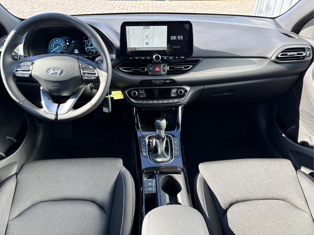 Hyundai / i30 Kombi / Grau / / / , Beispielbilder, ggf. teilweise mit Sonderausstattung