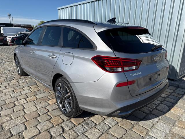 Hyundai / i30 Kombi / Silber / / / , Beispielbilder, ggf. teilweise mit Sonderausstattung