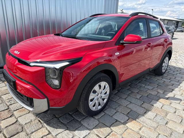 Kia Stonic - NEUES MODELL-Urban-1,0 T-GDI HP MHEV 7 DCT (115 PS)-Navi-Sitzheizung-R&uuml;ckfahrkamera-DAB-Tempomat-Sitzheizung-Fernlichtassistent-2xPDC-R&uuml;ckfahrkamera-sofort verf&uuml;gbar