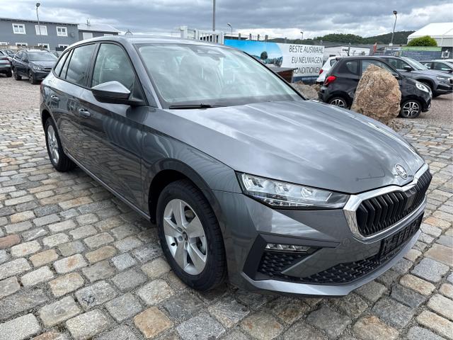 Skoda / Scala / Grau / / / 