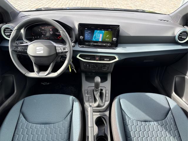 Seat / Arona / Schwarz / / / , Beispielbilder