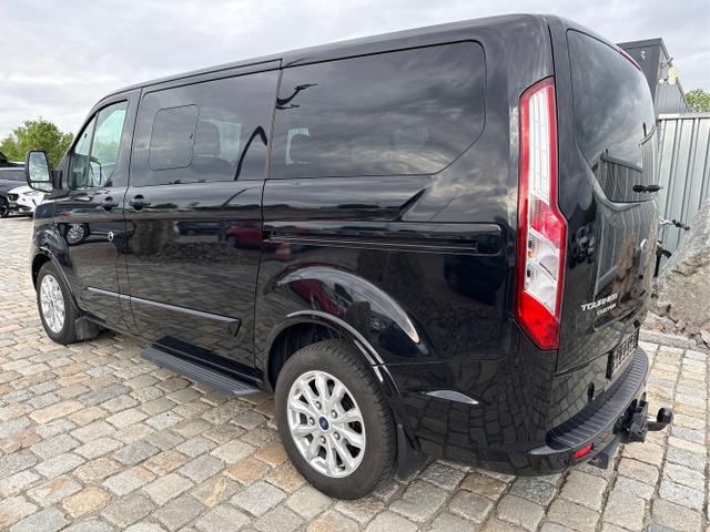 Ford / Tourneo Custom / Schwarz / / / , Beispielbilder, ggf. teilweise mit Sonderausstattung