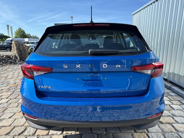 Skoda / Fabia / Blau / / / , Beispielbilder, ggf. teilweise mit Sonderausstattung