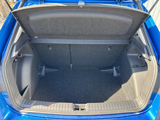 Skoda / Fabia / Blau / / / , Beispielbilder