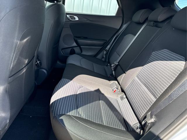 Kia / XCeed / Silber / / / , Beispielbilder, ggf. teilweise mit Sonderausstattung
