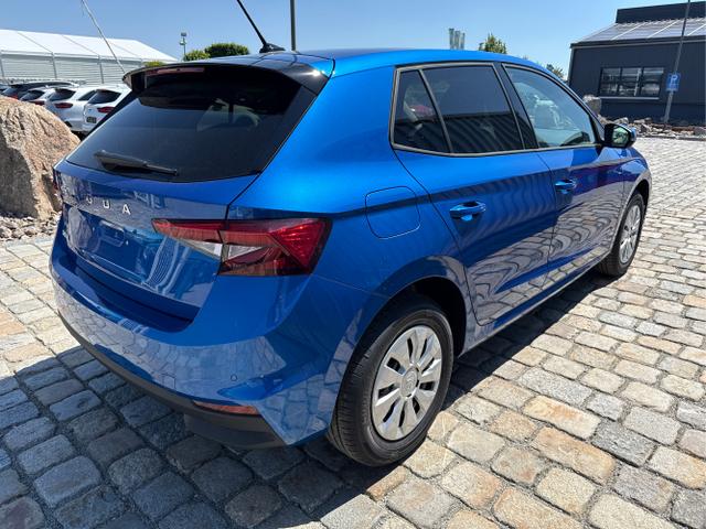 Skoda / Fabia / Blau / / / , Beispielbilder