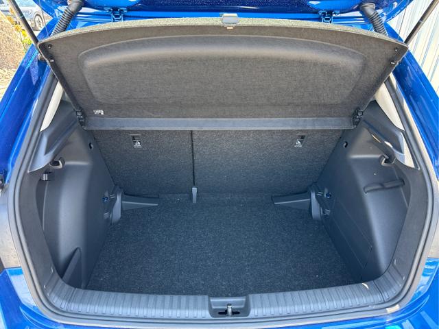 Skoda / Fabia / Blau / / / , Beispielbilder