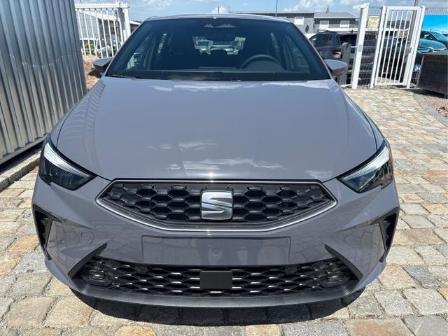 Seat / Ibiza / Grau / / / , Beispielbilder, ggf. teilweise mit Sonderausstattung