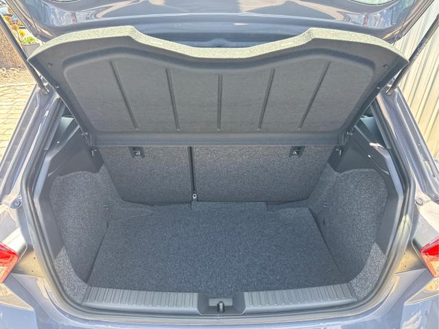Seat / Ibiza / Grau / / / , Beispielbilder, ggf. teilweise mit Sonderausstattung