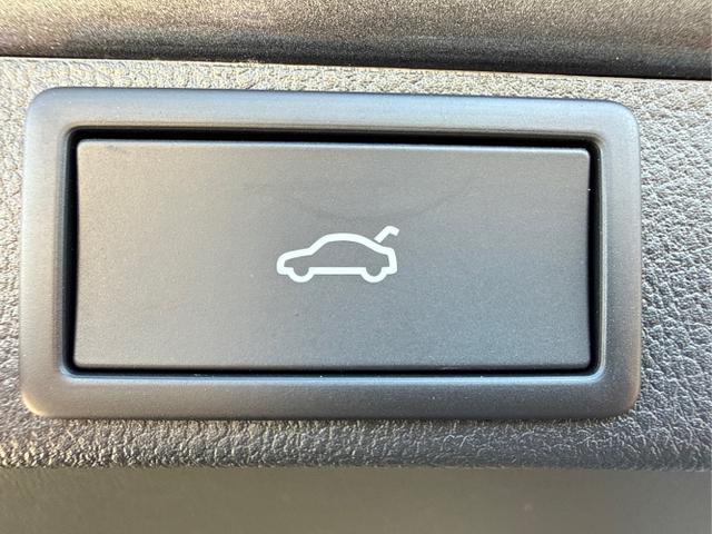 Skoda / Octavia Combi / Grau / / / , Beispielbilder, ggf. teilweise mit Sonderausstattung