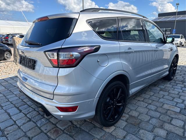 Ford / Kuga / Silber / / / 