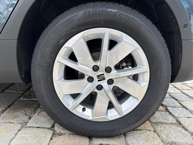 Seat / Arona / Grau / / / , Beispielbilder, ggf. teilweise mit Sonderausstattung