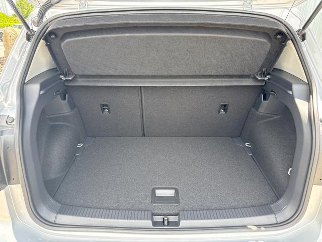 Volkswagen / T-Cross / Silber / / / , Beispielbilder, ggf. teilweise mit Sonderausstattung