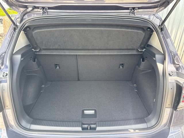 Volkswagen / T-Cross / Grau / / / , Beispielbilder, ggf. teilweise mit Sonderausstattung