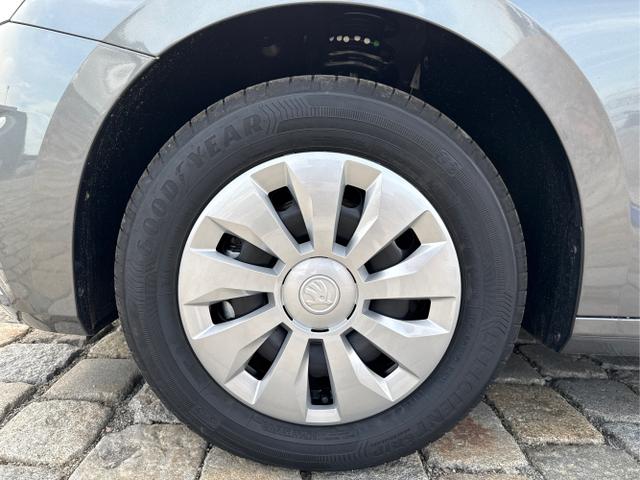 Skoda / Fabia / Grau / / / , Beispielbilder, ggf. teilweise mit Sonderausstattung