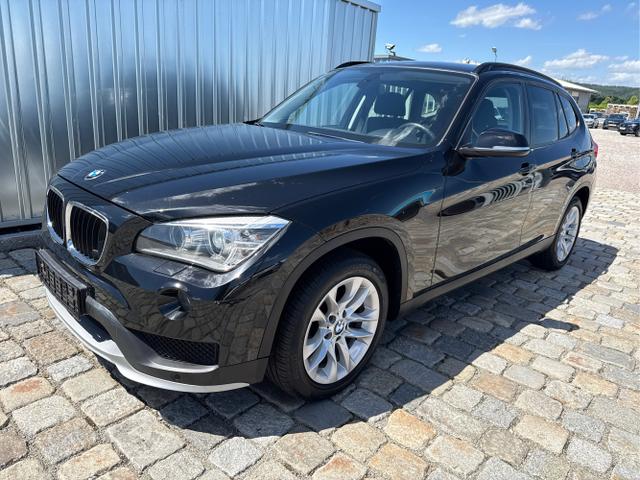 Gebrauchtfahrzeug BMW X1 - xDrive 20d - 1.Hand-Automatik-184PS-Allrad-NAVI-Farbdisplay-Bluetooth-Lederlenkrad-Tempomat-2ZonenKlimaautom.-Sitzheizung-Xenon-Fernlichtassist.-PDC2x-R&uuml;ckfahrkamera-abgedunkelte Scheiben-eCall-StartStopp-sofort verf&uuml;gbar
