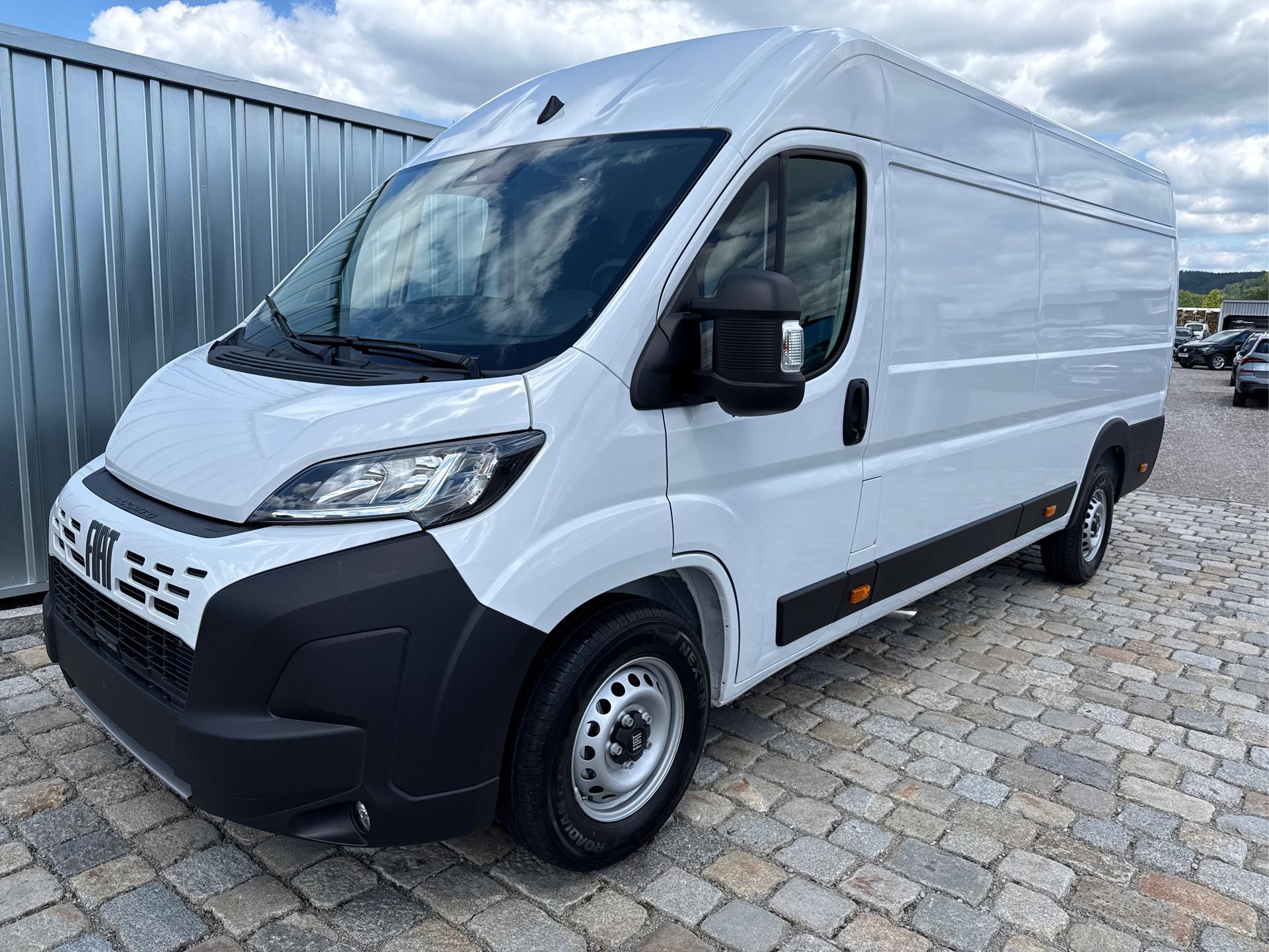 Fiat / Ducato Kastenwagen / Weiß /  /  / 