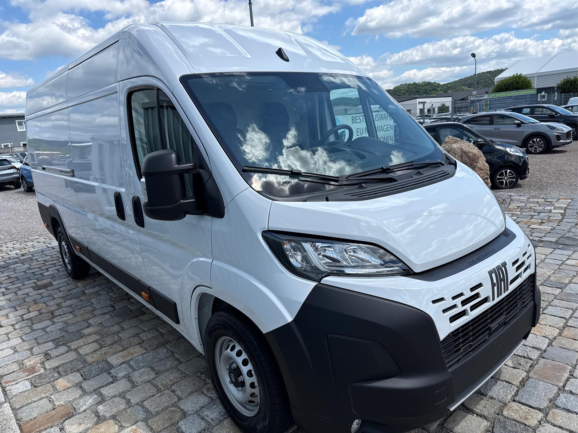 Fiat / Ducato Kastenwagen / Weiß /  /  / 