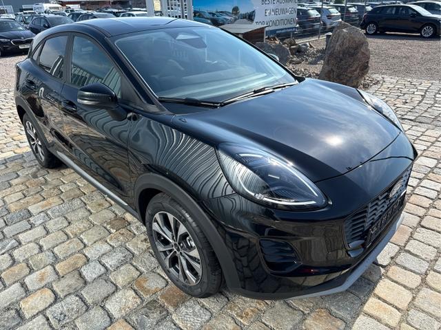 Ford / Puma / Schwarz / / / 