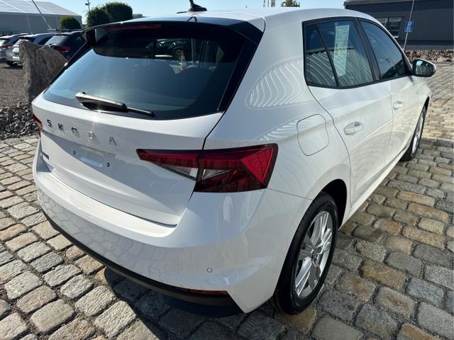 Skoda Fabia - EXTRA PLUS 1.5 TSI 150 PS DSG-5 Jahre Garantie-Smartlink-DAB-Bluetooth-LM 16 "Felgen-PDC-Kamera-SHZ-LED-Tempomat-Preishammer-Sofort
