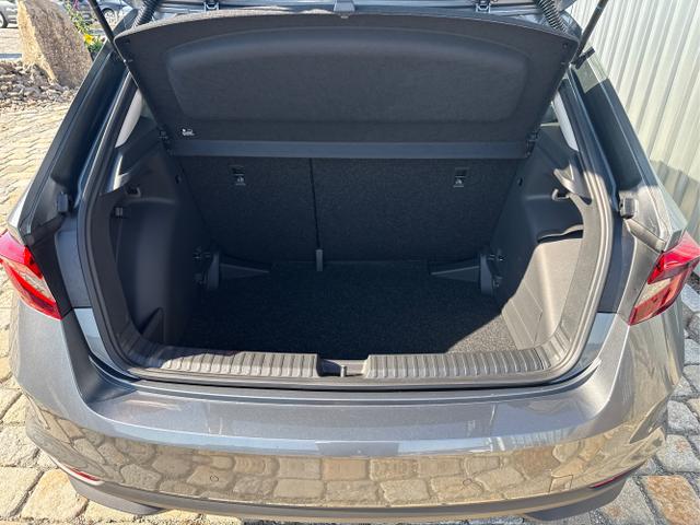 Skoda / Fabia / Grau / / / , Beispielbilder, ggf. teilweise mit Sonderausstattung