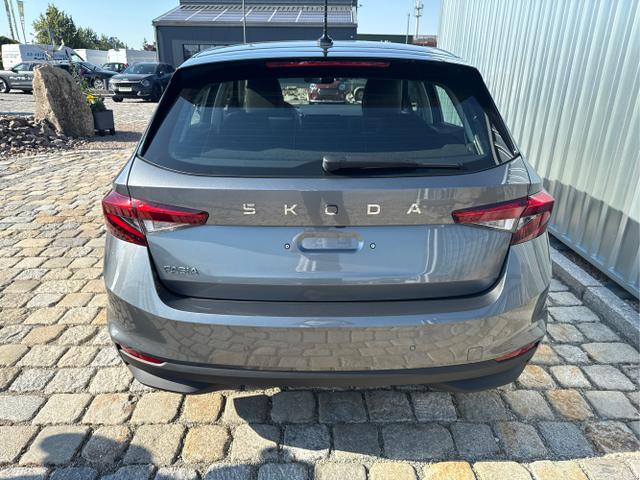 Skoda / Fabia / Grau / / / , Beispielbilder, ggf. teilweise mit Sonderausstattung