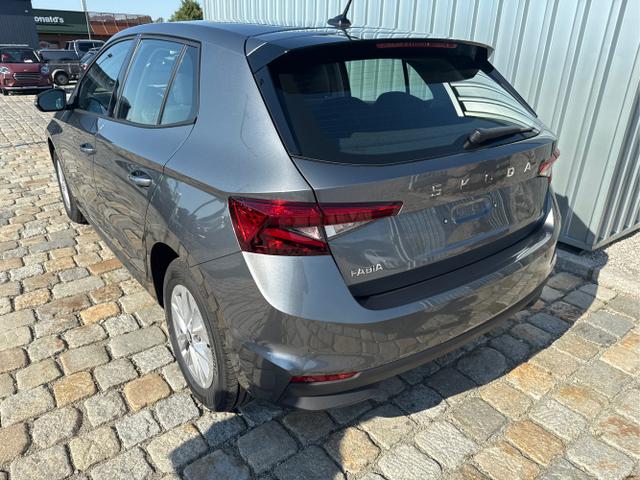 Skoda / Fabia / Grau / / / , Beispielbilder, ggf. teilweise mit Sonderausstattung