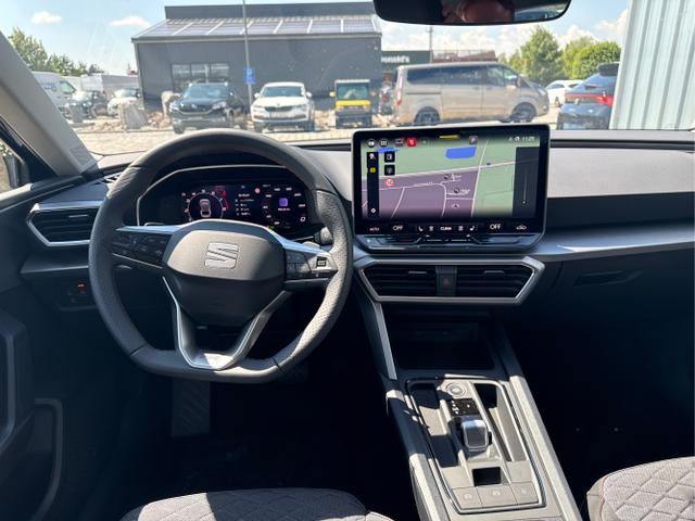 Seat / Leon Sportstourer / Grau / / / 