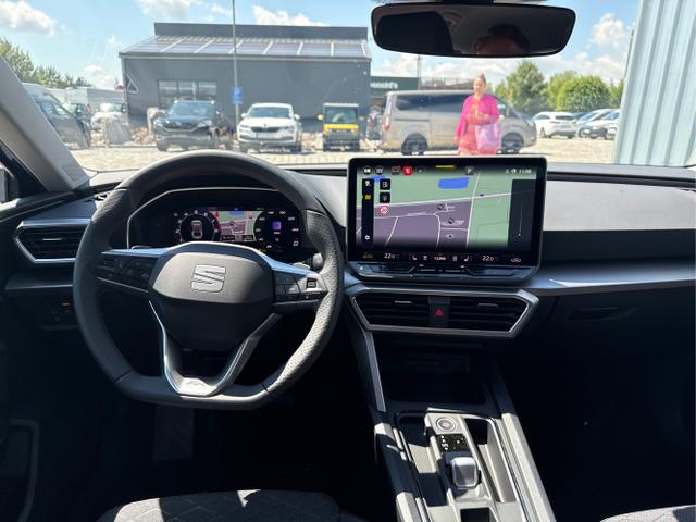 Seat / Leon Sportstourer / Blau / / / 