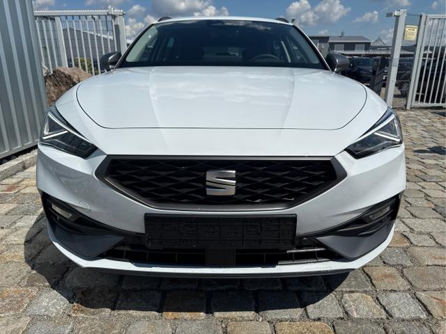 Seat / Leon Sportstourer / Wei&szlig; / / / 