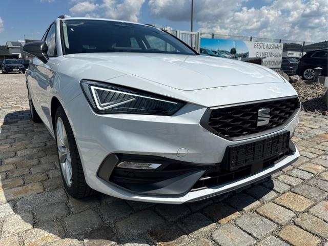 Seat / Leon Sportstourer / Wei&szlig; / / / 