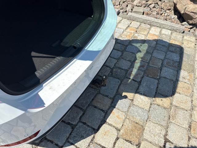 Seat / Leon Sportstourer / Wei&szlig; / / / 