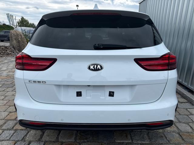 Kia / Ceed / Wei&szlig; / / / 