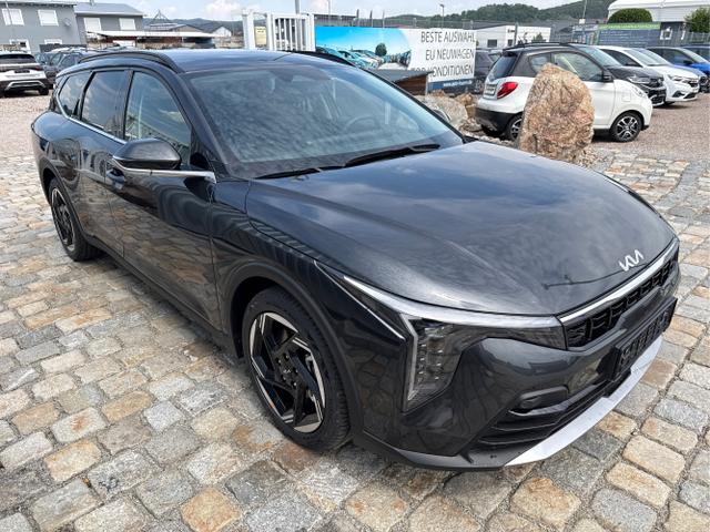Kia / K4 Sportswagon / Grau / / / , Beispielbilder, ggf. teilweise mit Sonderausstattung