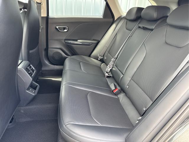 Kia / K4 Sportswagon / Grau / / / , Beispielbilder, ggf. teilweise mit Sonderausstattung