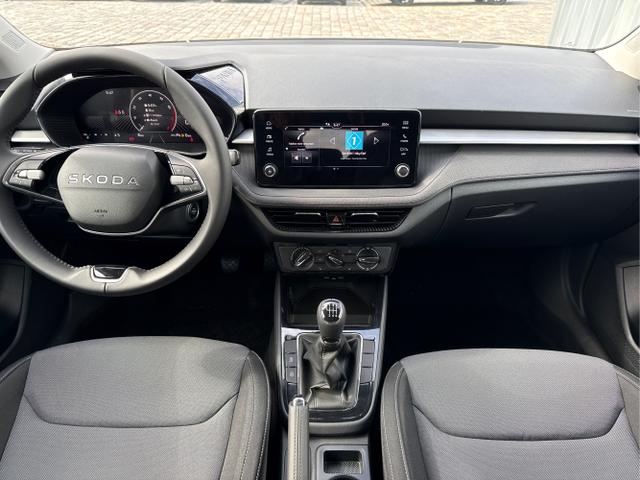 Skoda / Fabia / Wei&szlig; / / / , Beispielbilder, ggf. teilweise mit Sonderausstattung