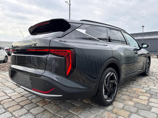 Kia / K4 Sportswagon / Silber / / / , Beispielbilder, ggf. teilweise mit Sonderausstattung