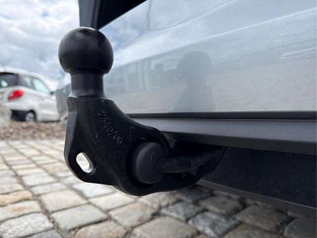 Volkswagen / Touran / Silber / / / 