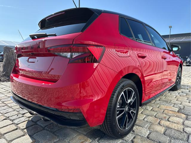 Skoda / Fabia / Rot / / / 