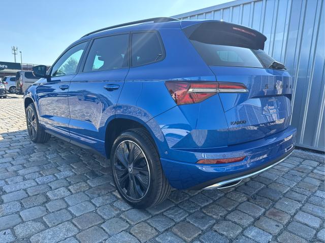 Skoda / Karoq / Blau / / / , Beispielbilder, ggf. teilweise mit Mehr- oder Minderausstattung