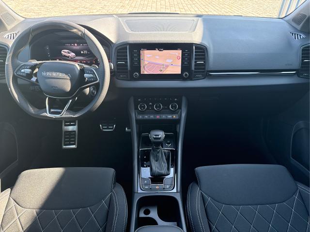 Skoda / Karoq / Blau / / / , Beispielbilder, ggf. teilweise mit Sonderausstattung