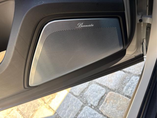 Porsche / Cayenne / Beige / / / 