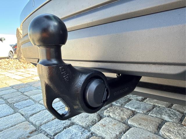 Skoda / Karoq / Grau / / / , Beispielbilder, ggf. teilweise mit Sonderausstattung