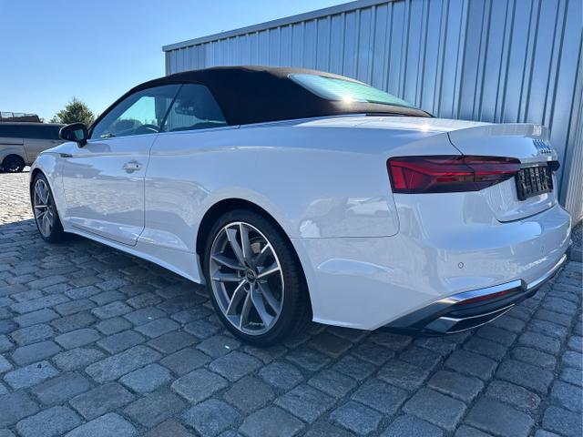 Audi / A5 Cabriolet / Wei&szlig; / / / 