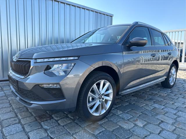 Skoda Kamiq - 130 Jahre Premium Edition 1.5 TSI 150 PS DSG Anh&auml;ngerkupplung-AppleCarPlay-AndroidAuto-Winterpaket-Alcantara-DAB-Tempomat-Totwinkelassist-Kamera-SunSet-el.Heckklappe-17''Alu-Sofort