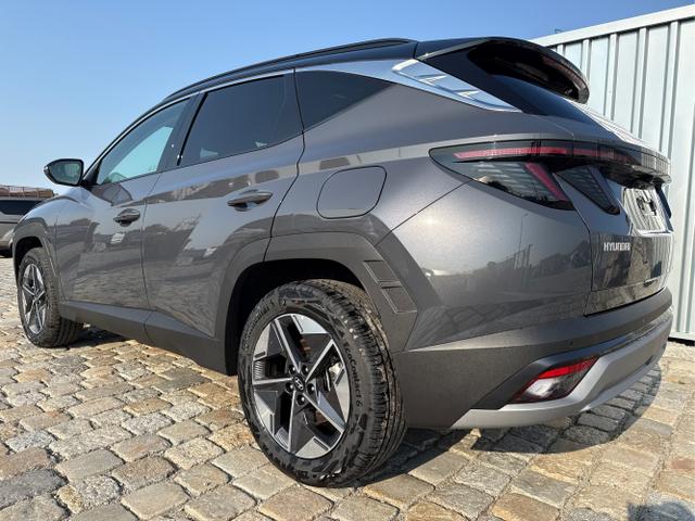 Hyundai / TUCSON / Grau / / / GO 1.6 T-GDI 2WD 7DCT 150PS -NAVI-KLIMAAUTOM-ALU18-SHZ-WINTER-LED-PDC-KAMERA-KEYLESS GO, Beispielbilder, ggf. teilweise mit Sonderausstattung