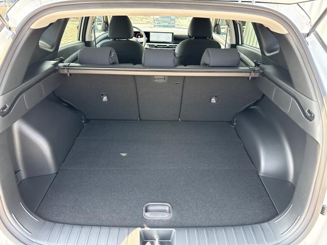 Hyundai / TUCSON / Wei&szlig; / / / GO 1.6 T-GDI 2WD 7DCT 150PS -NAVI-KLIMAAUTOM-ALU18-SHZ-WINTER-LED-PDC-KAMERA-KEYLESS GO, Beispielbilder, ggf. teilweise mit Sonderausstattung